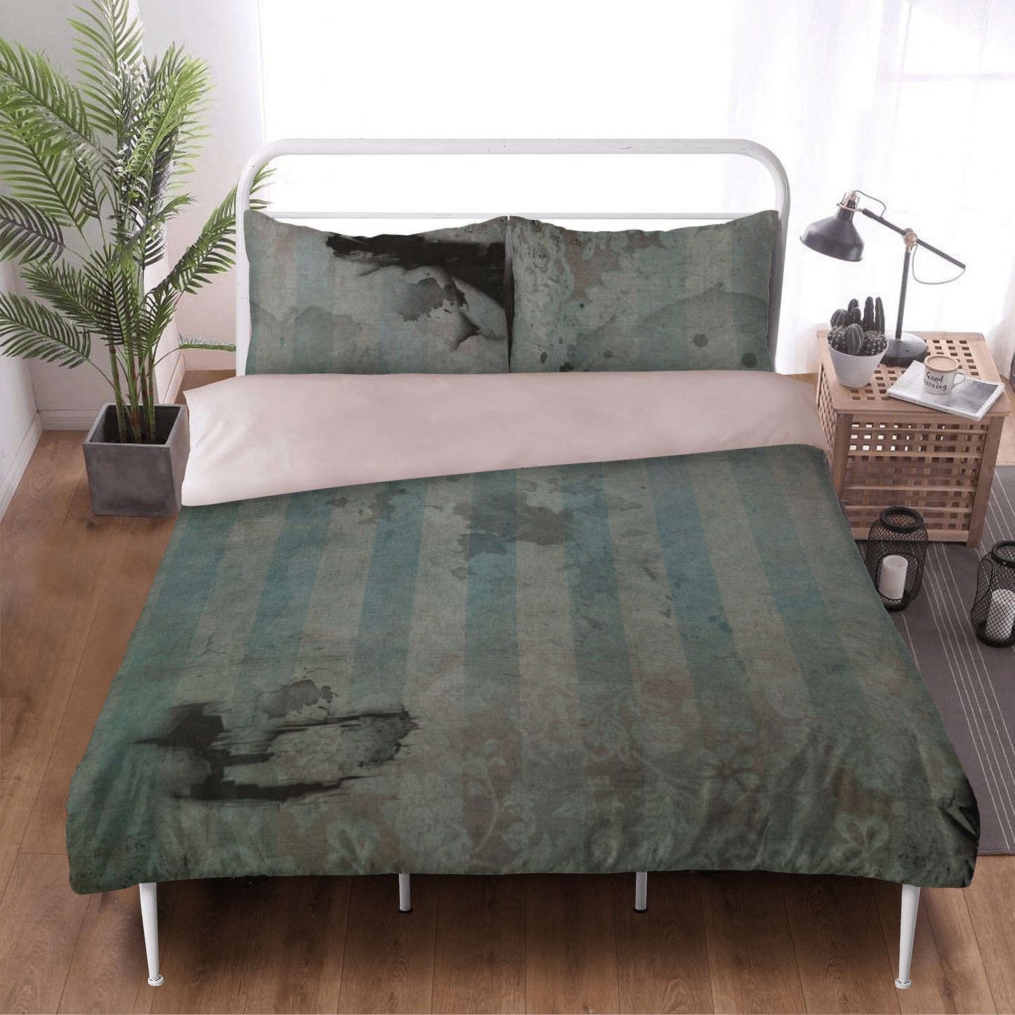 Stripped Vintage Gothic 3 Pcs Beddings