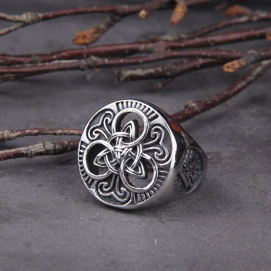 Vikings Trinity Knot Ring silver