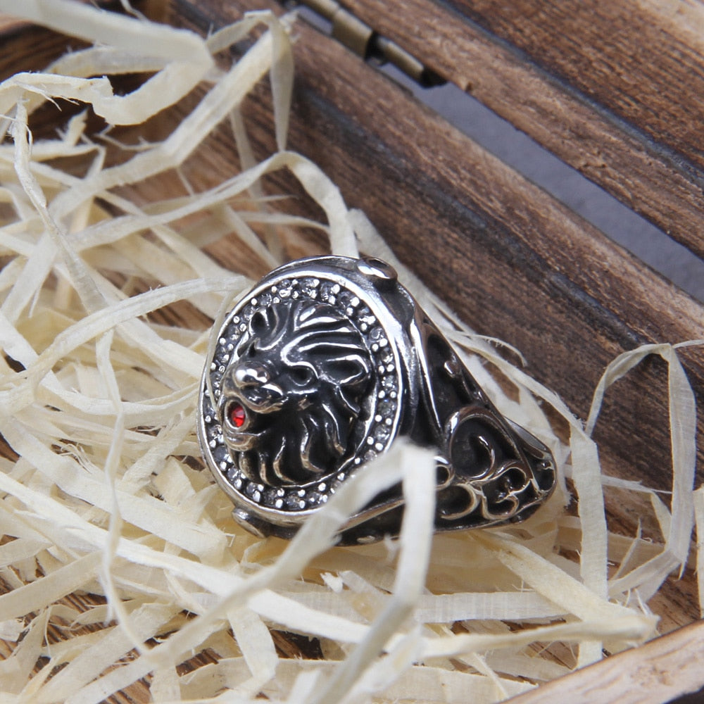 Mighty Lion Ring side view