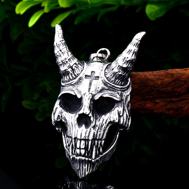 Devil Cross Skull Pendant front view