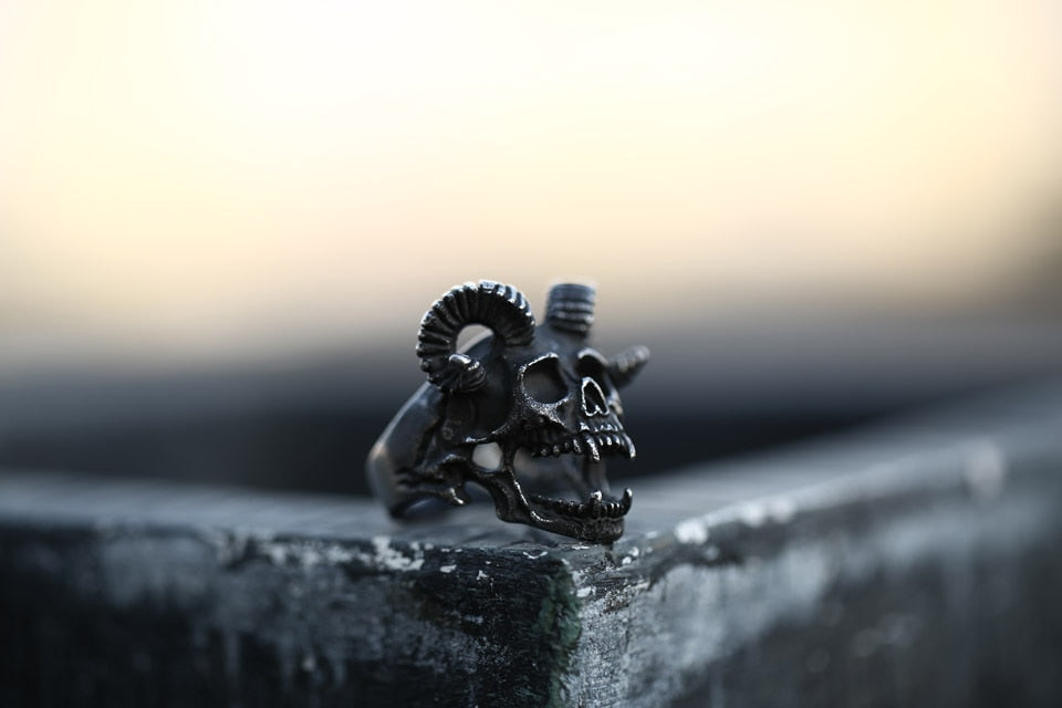 Gothic Demon Skull Ring 