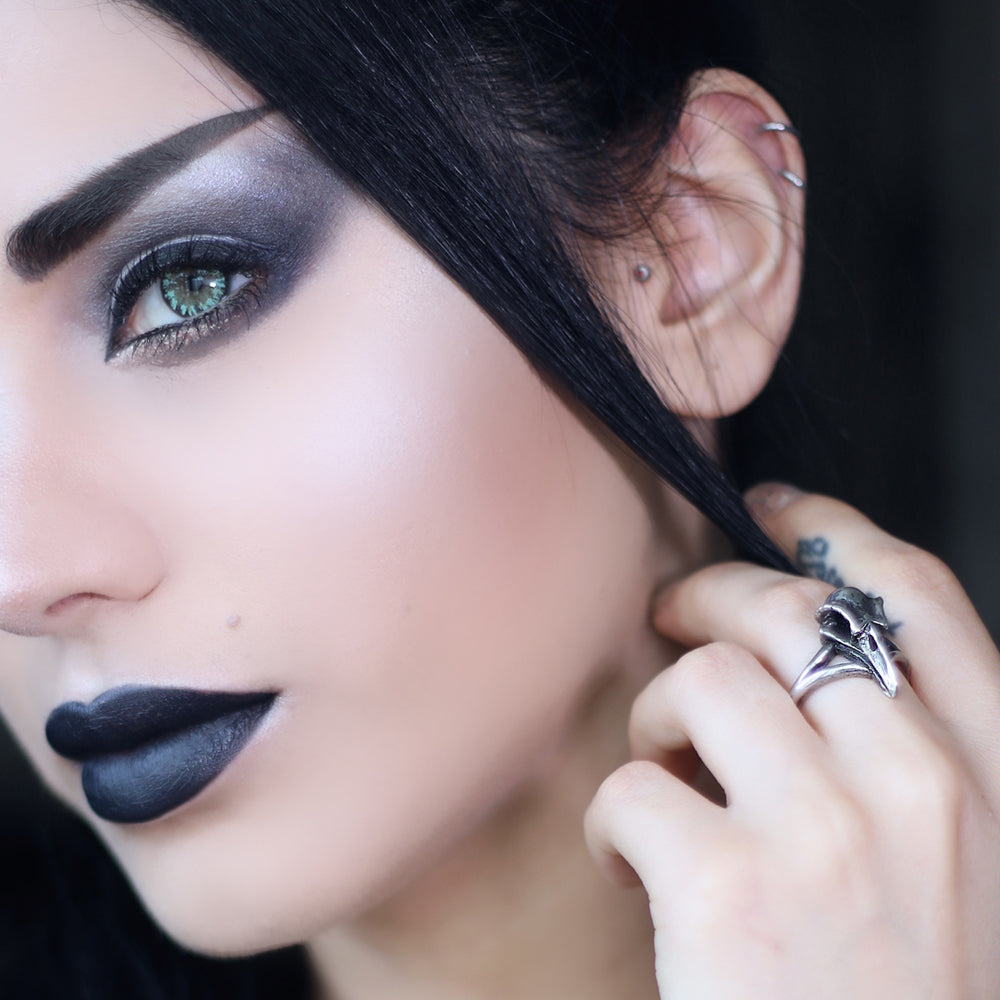 Raven Skull Ring on a woman