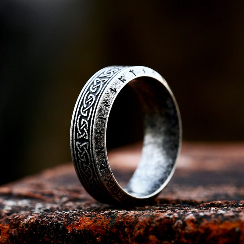 Runic Viking Knot Ring silver