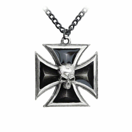 Skull Knights Cross Pendant close up